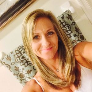 Meet your Posher, Valentina